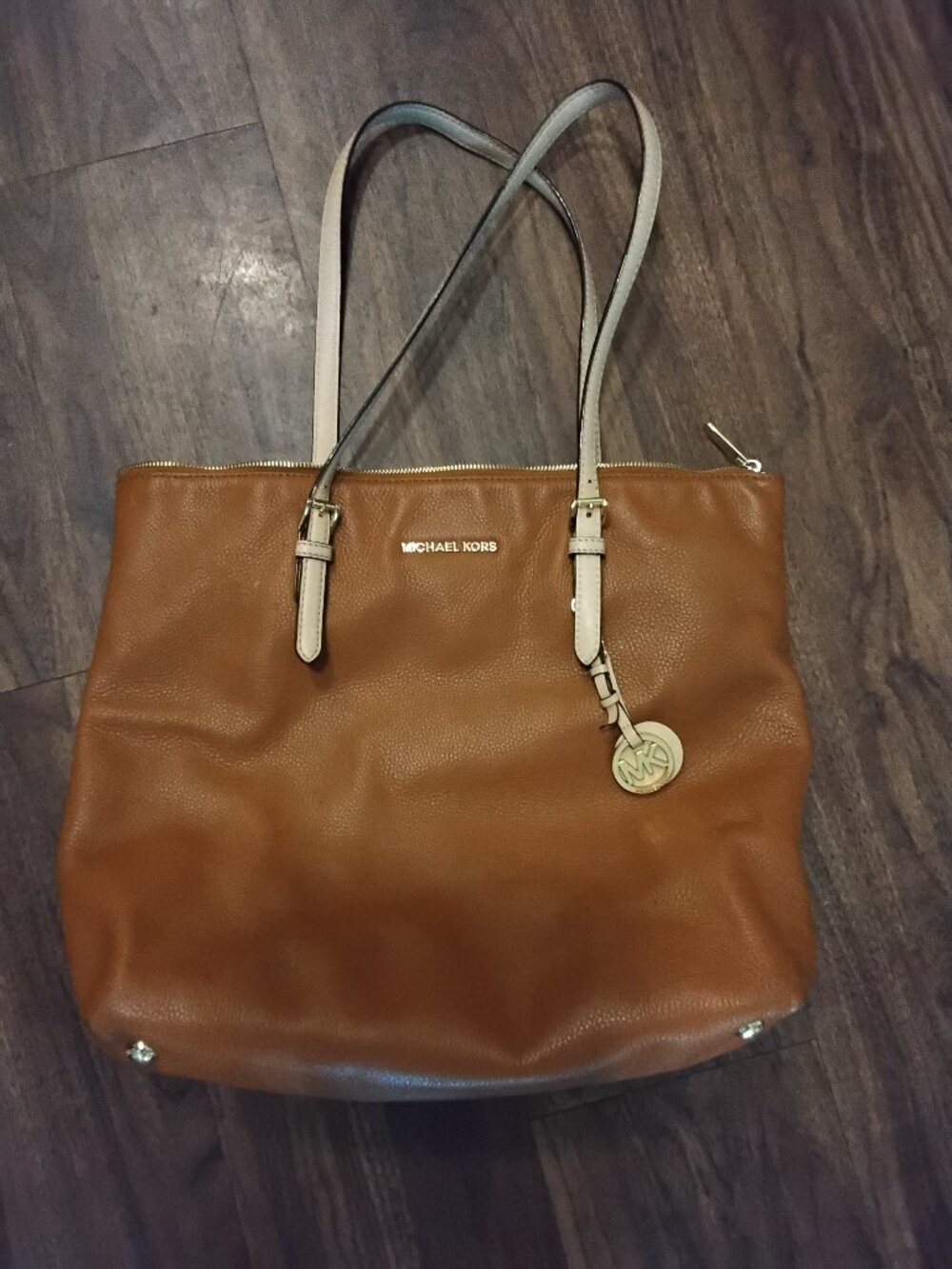 New Michael horse brown leather purse